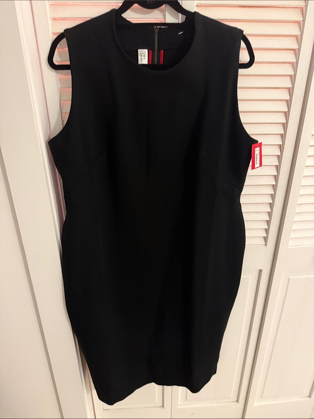 SPANX Black Sleeveless Sheath Dress